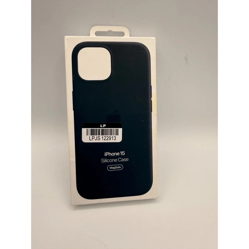 Apple Silicone Case iPhone 15 Midnight New MagSafe Protective Cover